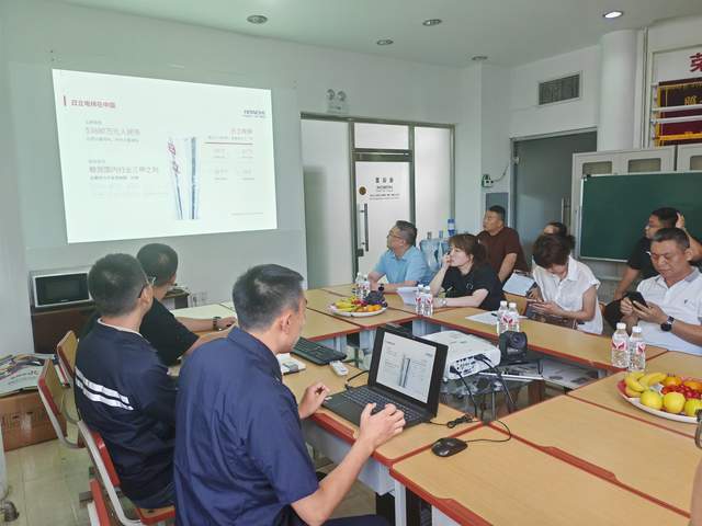 哈市香坊區住建局 調研先行，扎實推進老舊電梯更新改造惠民工程